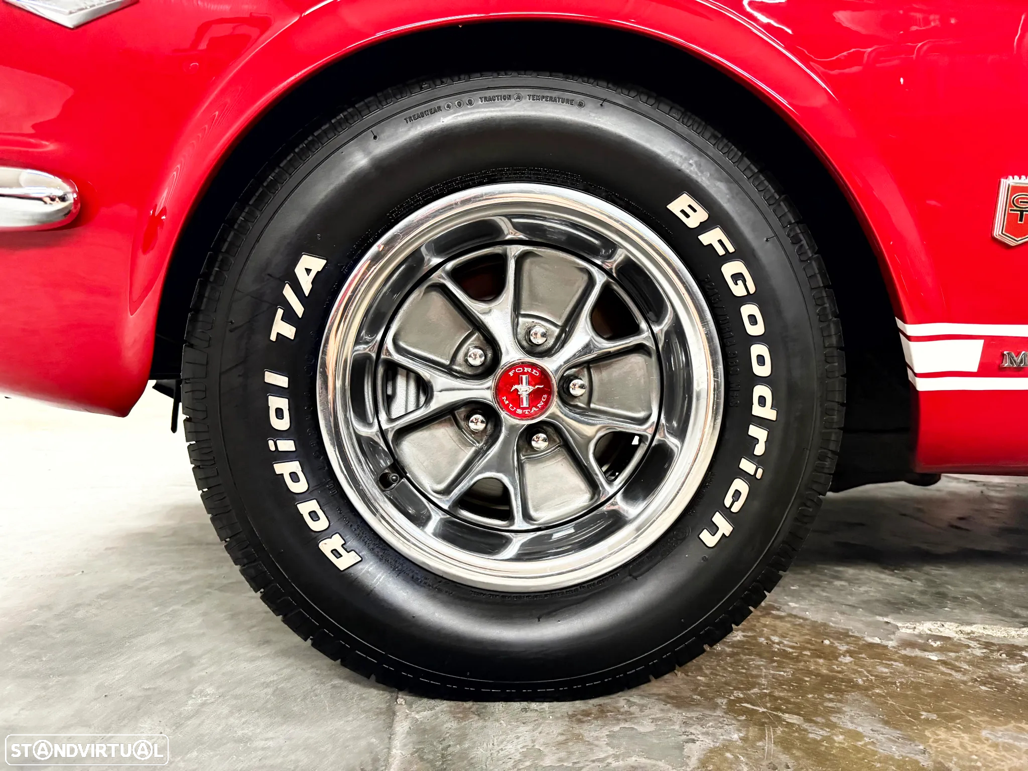 Ford Mustang - 20