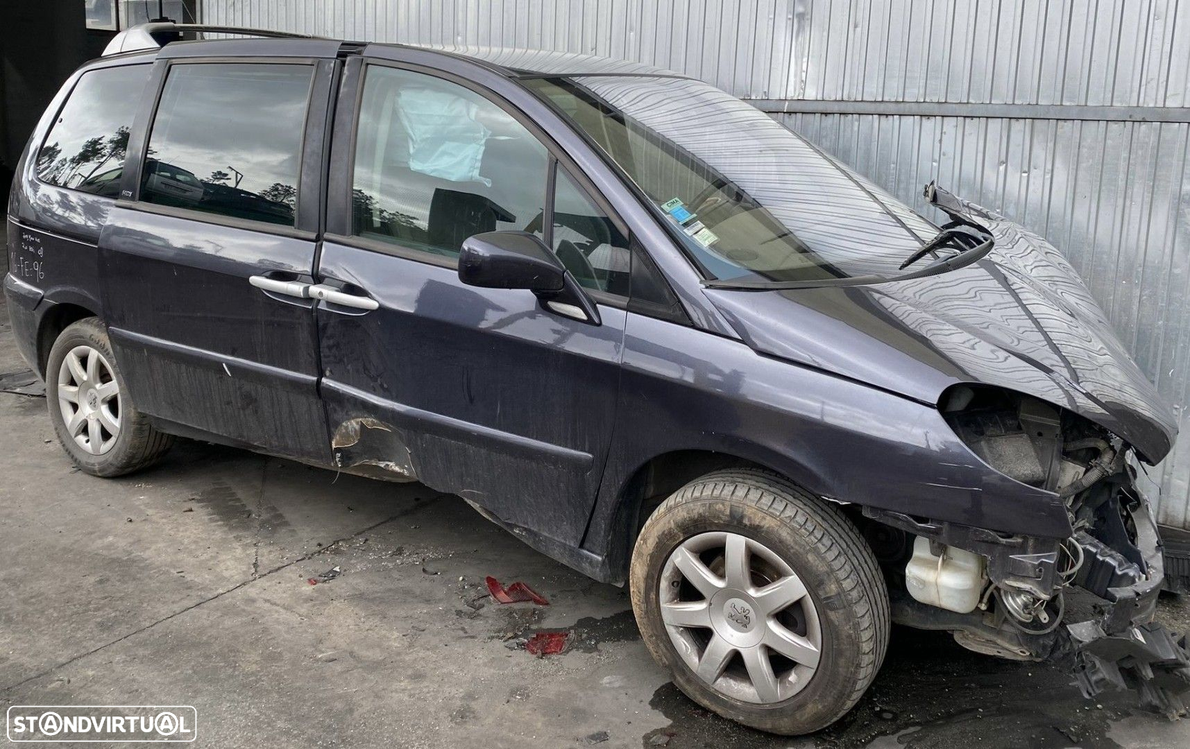 PEUGEOT 807  2.0 HDI de 2007 disponível para peças - 3