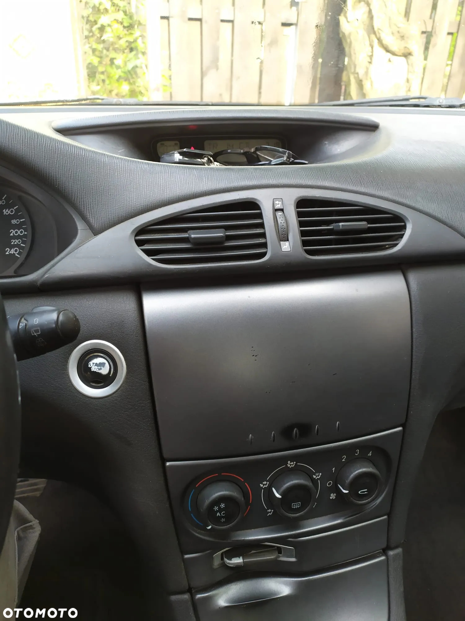 Renault Laguna 1.9 dCi - 16