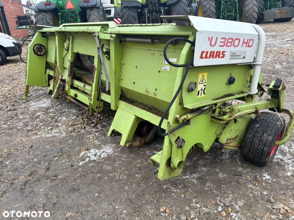 Claas Pick up 380 HD - 1