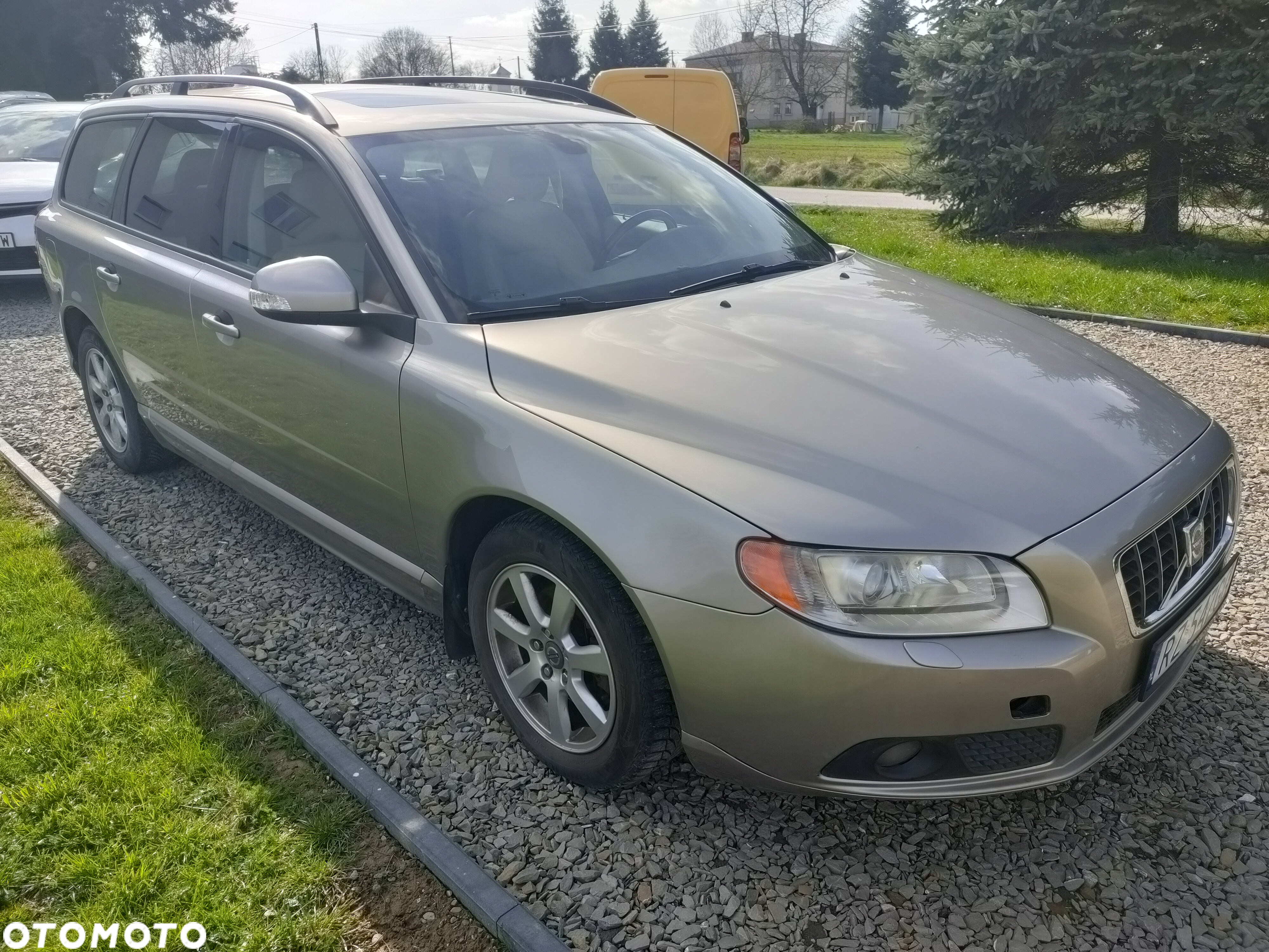 Volvo V70 2.0 Momentum - 2