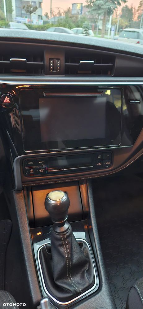 Toyota Auris 1.4 D-4D Comfort - 10