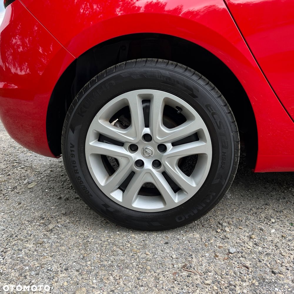 Opel Astra V 1.4 Essentia - 28