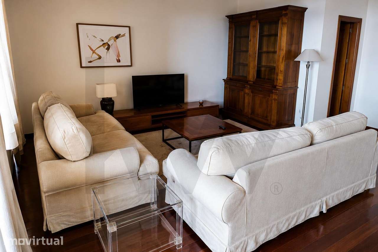 Moradia T3 Santa Rita para arrendamento | Excelente localização - Grande imagem: 4/14