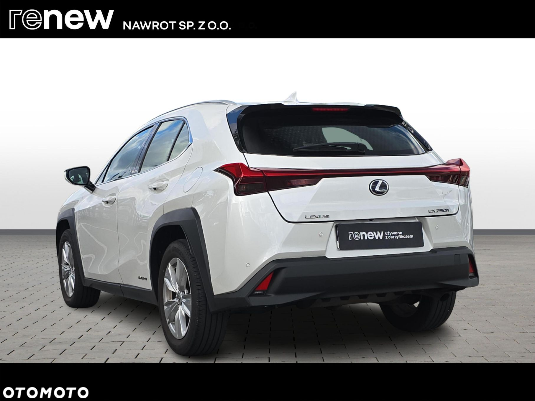 Lexus UX - 3