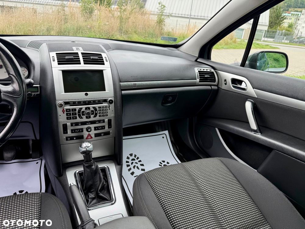 Peugeot 407 SW 140 Premium - 21