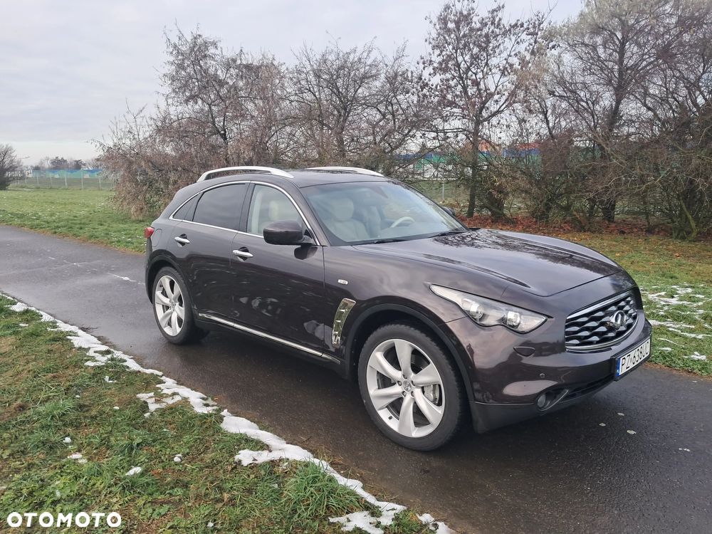 Infiniti FX - 26