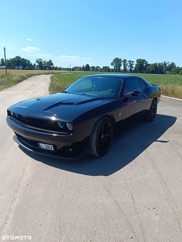 Dodge Challenger - 5