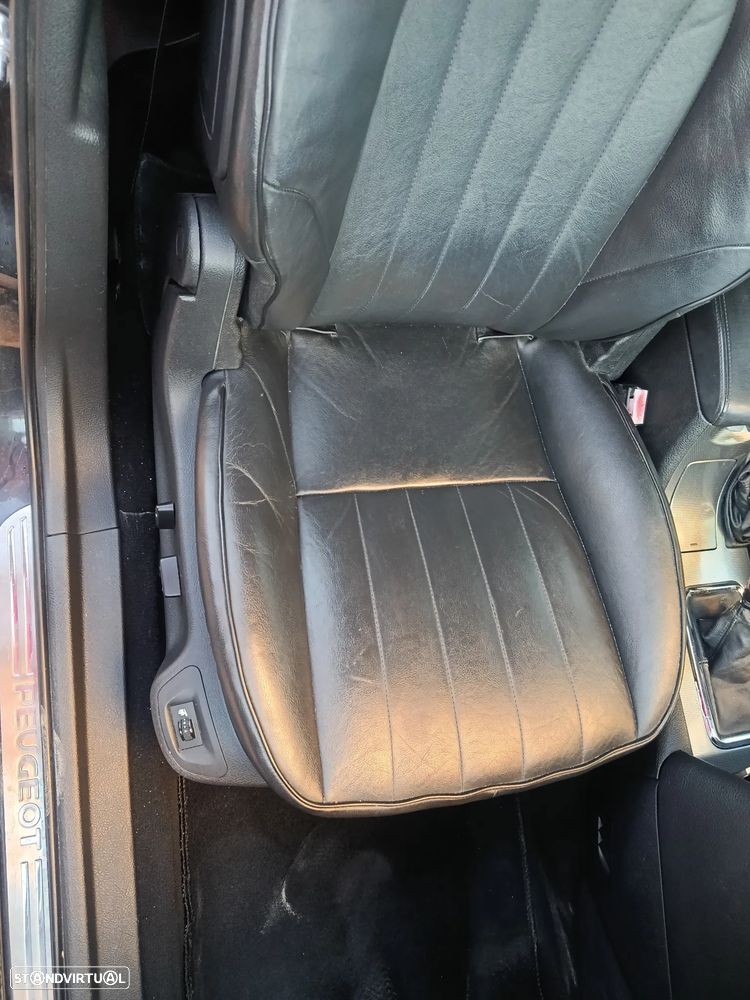 Peugeot 407 SW 1.6 HDi Executive FAP - 4