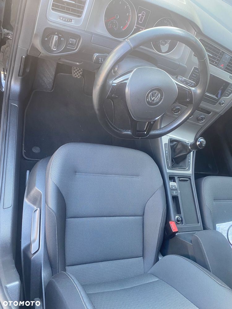 Volkswagen Golf 1.2 TSI BMT Trendline Perfectline - 12