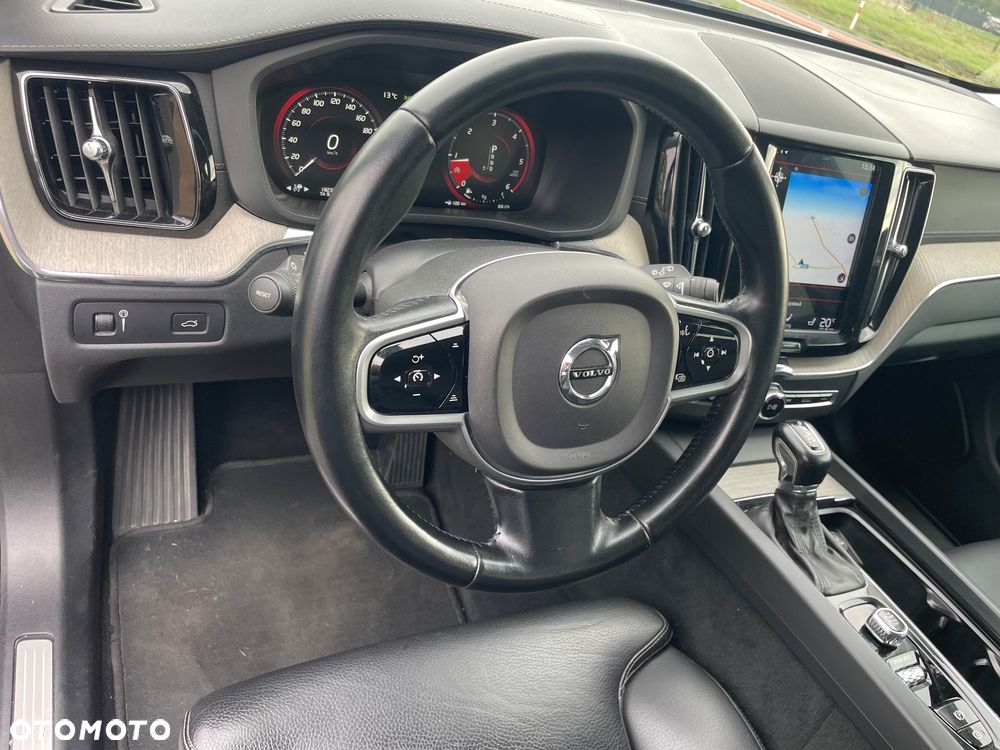 Volvo XC 60 D5 AWD Geartronic Inscription - 31