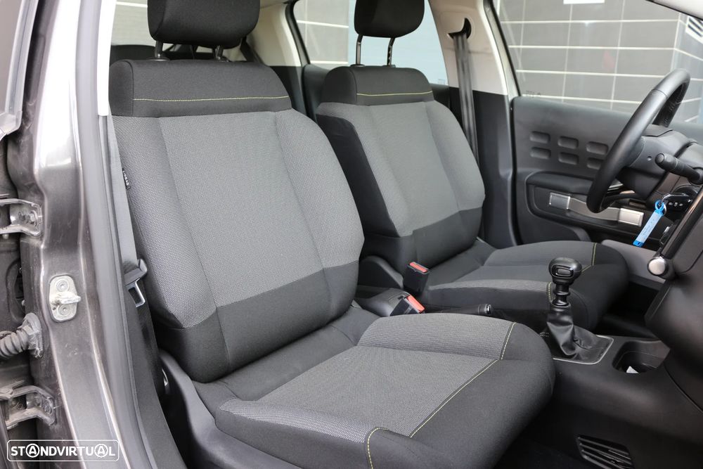 Citroën C3 1.2 PureTech Shine - 10