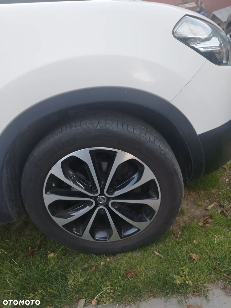 Nissan Qashqai 1.6 Visia - 11