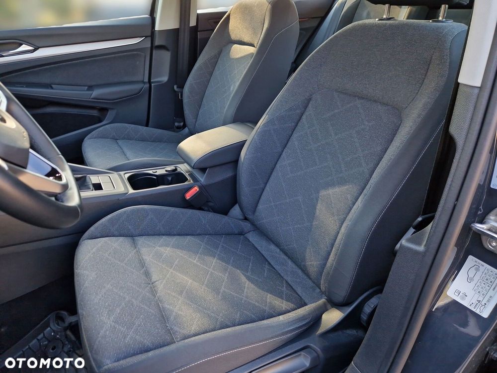 Volkswagen Golf 1.5 TSI EVO Style - 17