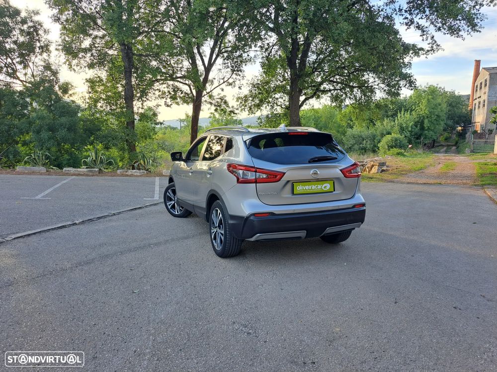 Nissan Qashqai 1.5 dCi N-Connecta 18 - 33