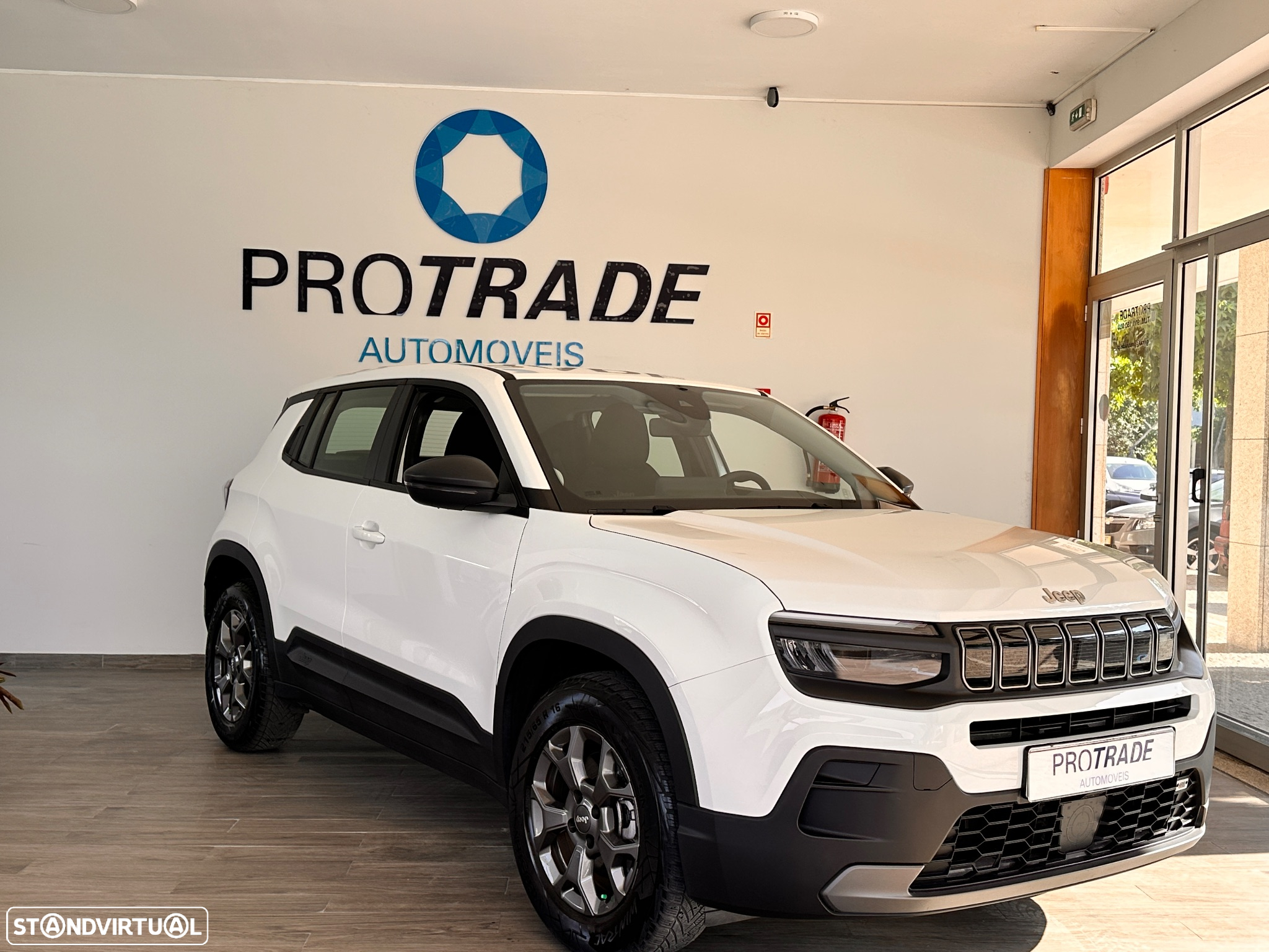Jeep Avenger 54 kWh Longitude - 4