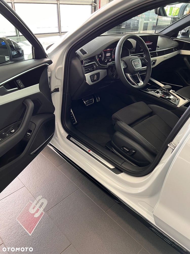 Audi A4 - 5