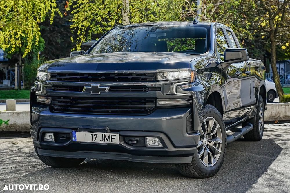 Chevrolet Silverado - 3