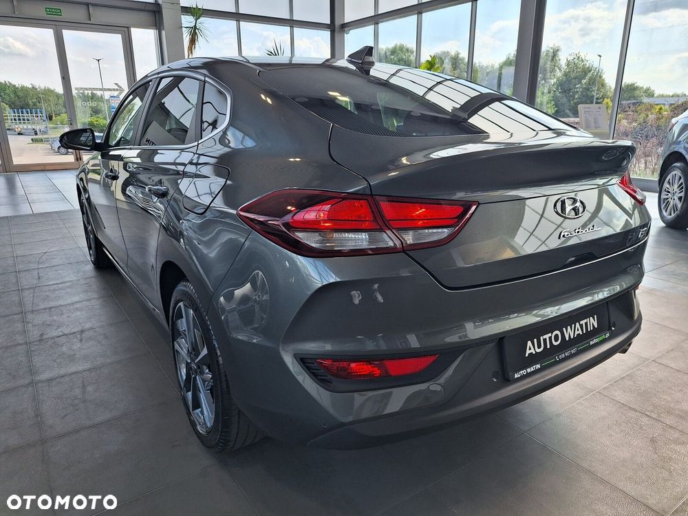 Hyundai i30 1.5 T-GDI 48V Smart DCT - 12
