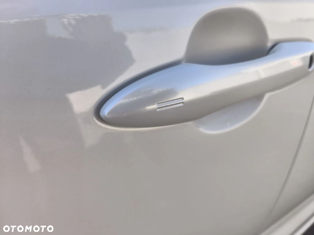 Toyota Corolla 1.8 Hybrid Executive - 19