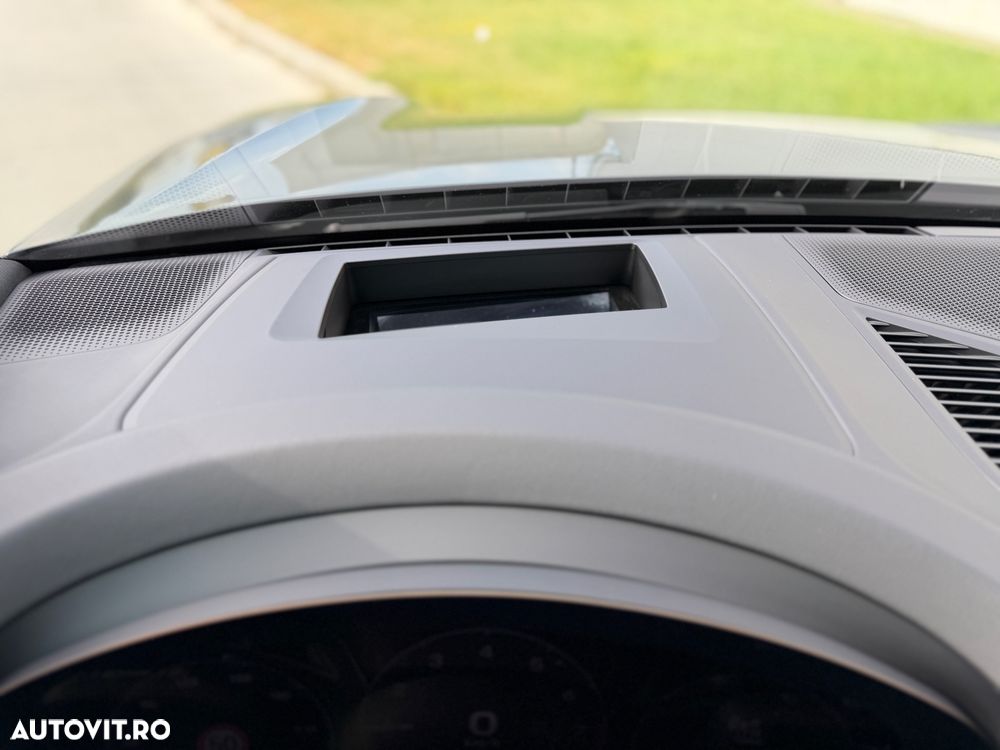 Porsche Cayenne E-Hybrid Tiptronic S Platinum Edition - 36