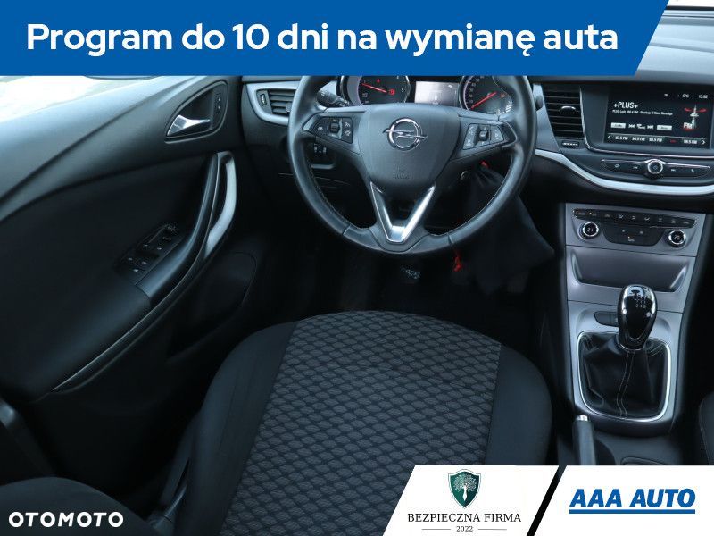 Opel Astra - 9