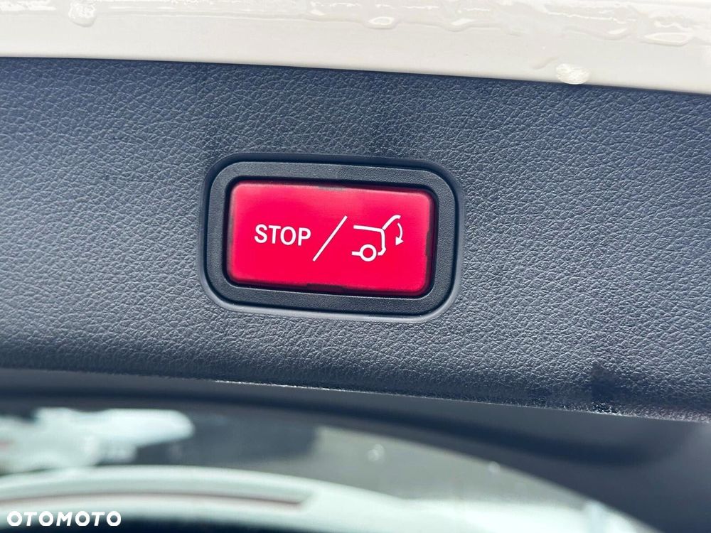 Mercedes-Benz GLC - 17