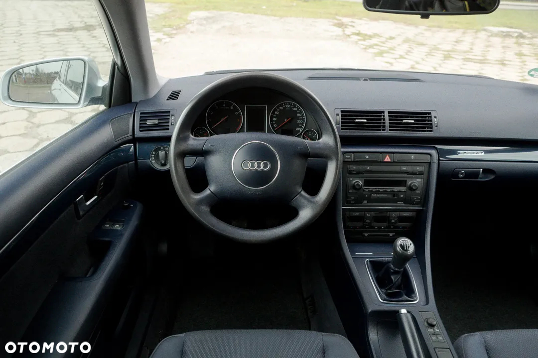 Audi A4 Avant 1.8T Quattro - 28