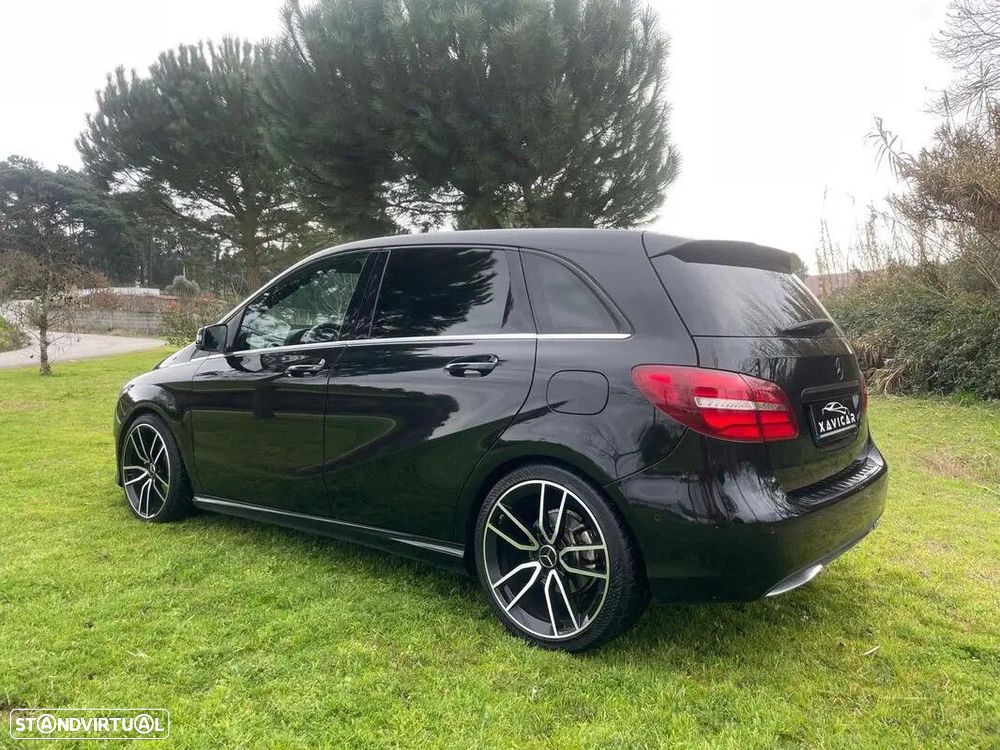 Mercedes-Benz B 180 - 12