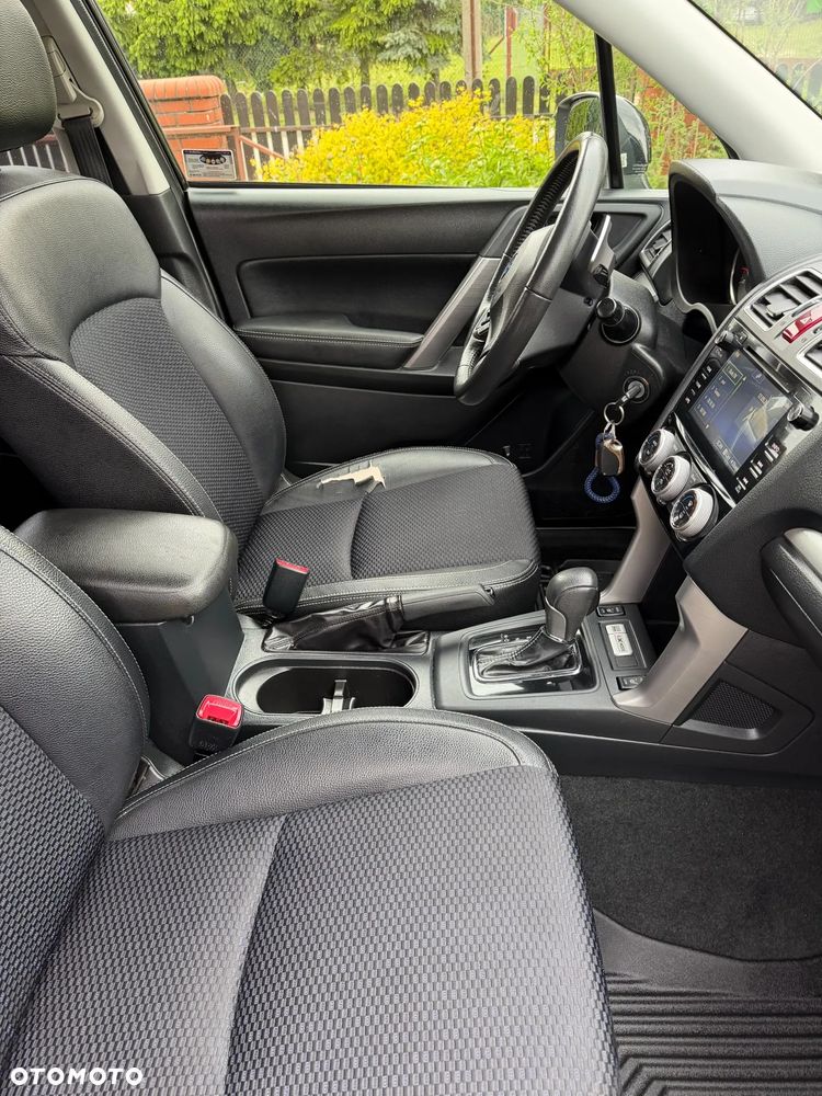 Subaru Forester 2.0 XT Comfort Lineartronic - 18