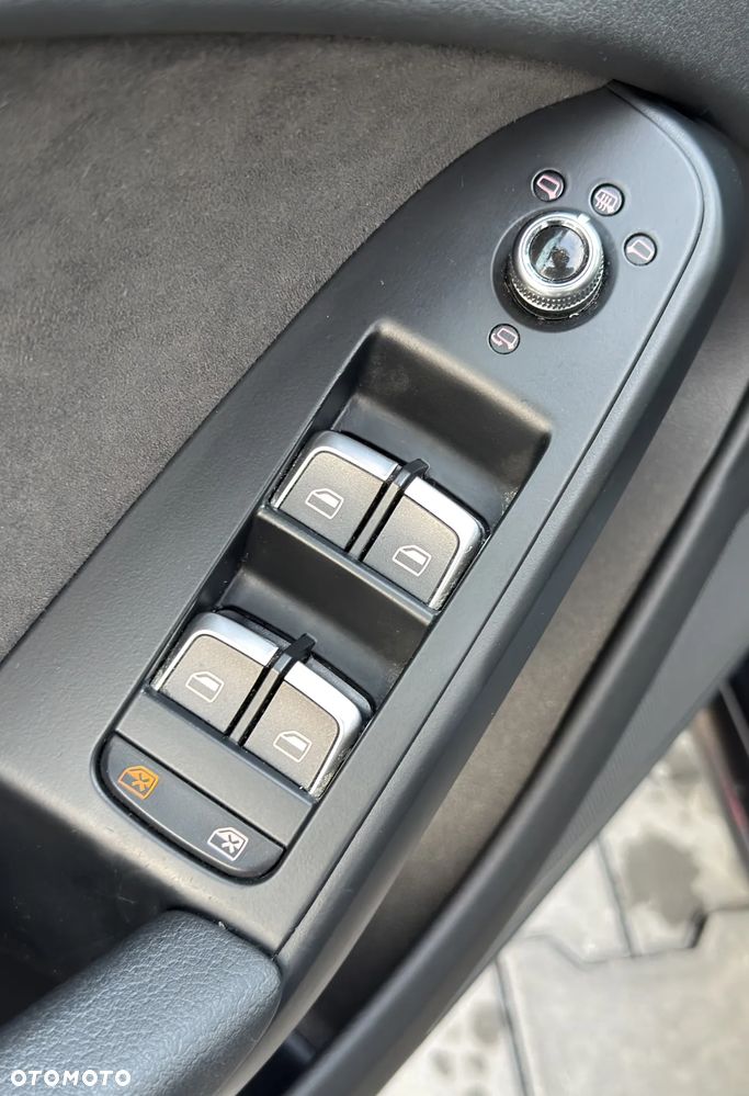 Audi A4 Avant 1.8 TFSI S line Sportpaket - 16