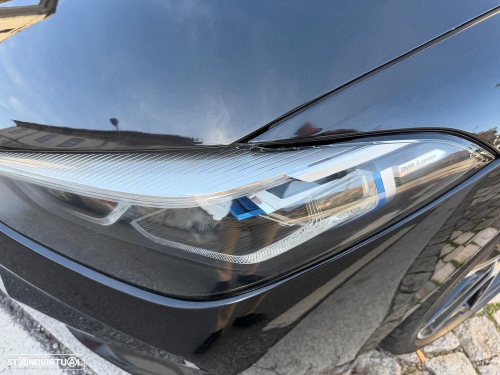 BMW 840 d xDrive Pack M - 16