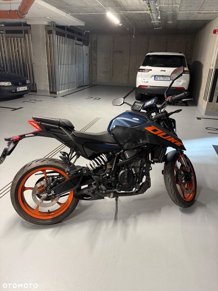 KTM Duke 125