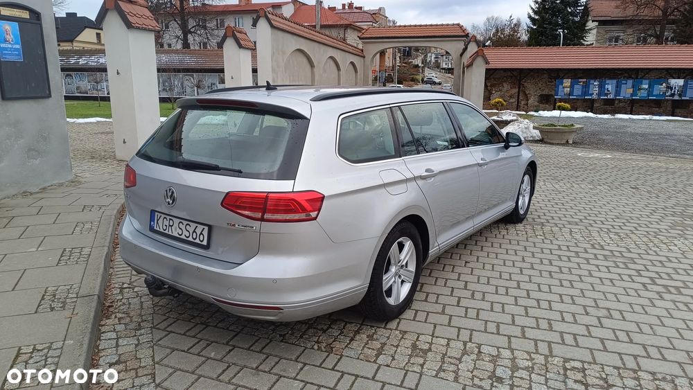 Volkswagen Passat Variant 1.6 TDI (BlueMotion Technology) Trendline - 6