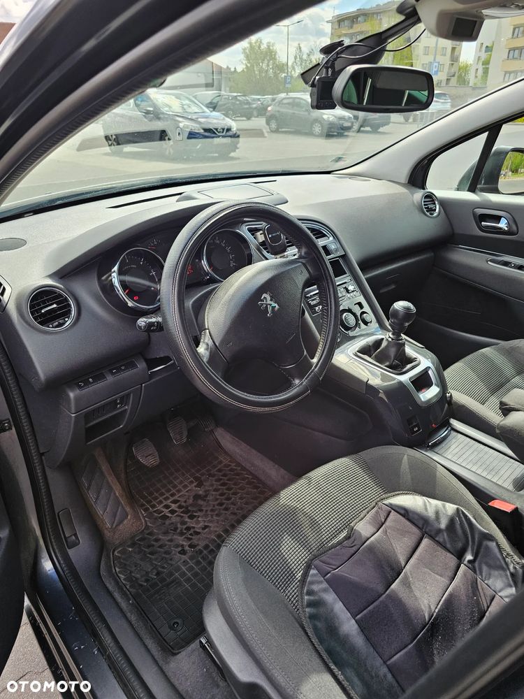 Peugeot 5008 HDI 115 Allure - 12