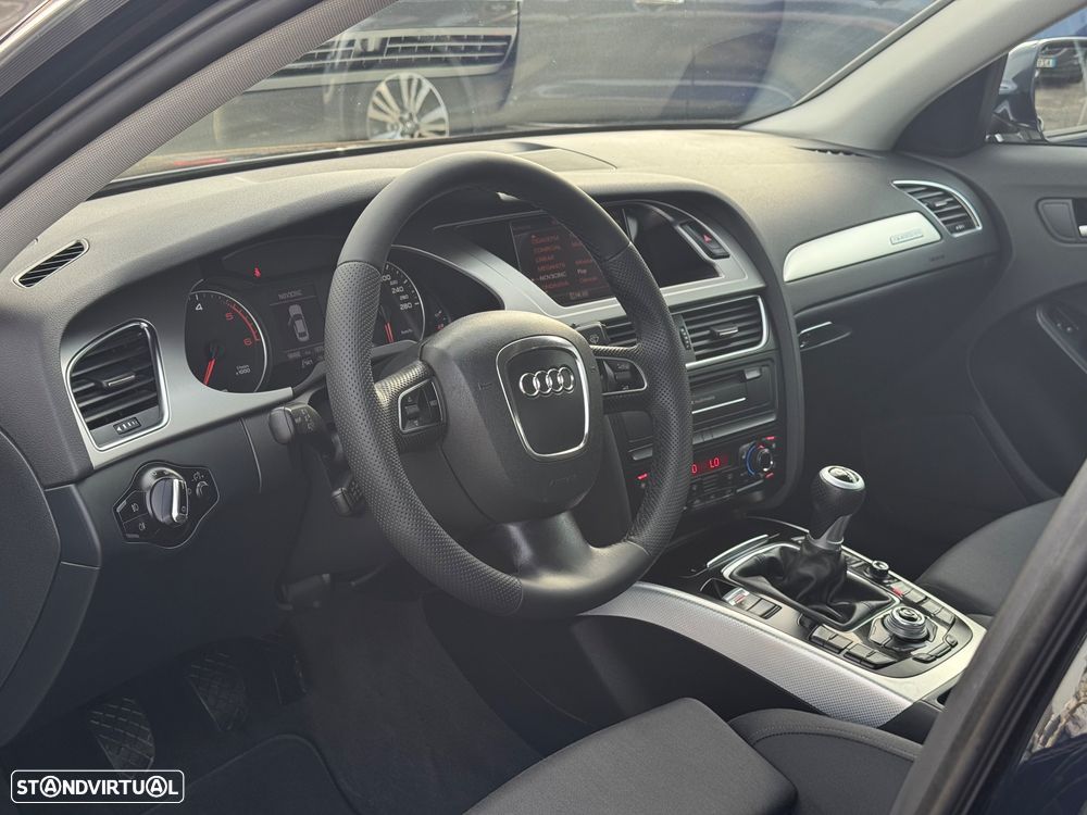 Audi A4 2.0 TDI DPF quattro Attraction - 7