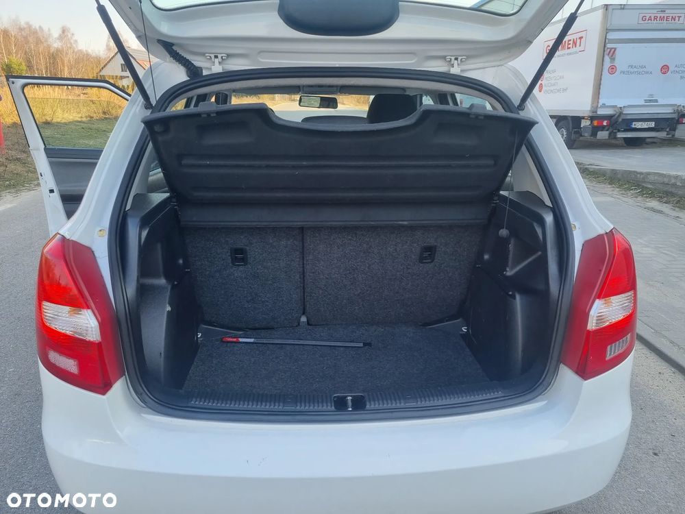 Skoda Fabia 1.2 HTP Fresh - 8