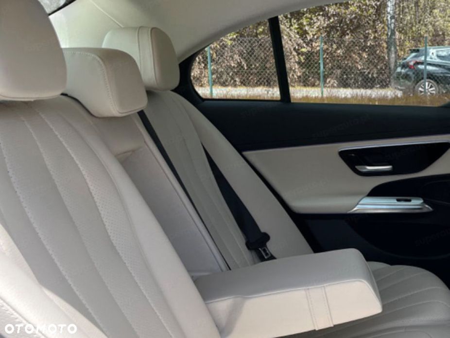 Mercedes-Benz Klasa E - 13