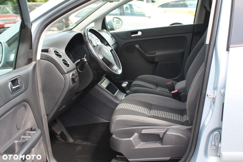 Volkswagen Golf Plus 1.9 TDI DPF DSG Comfortline - 18