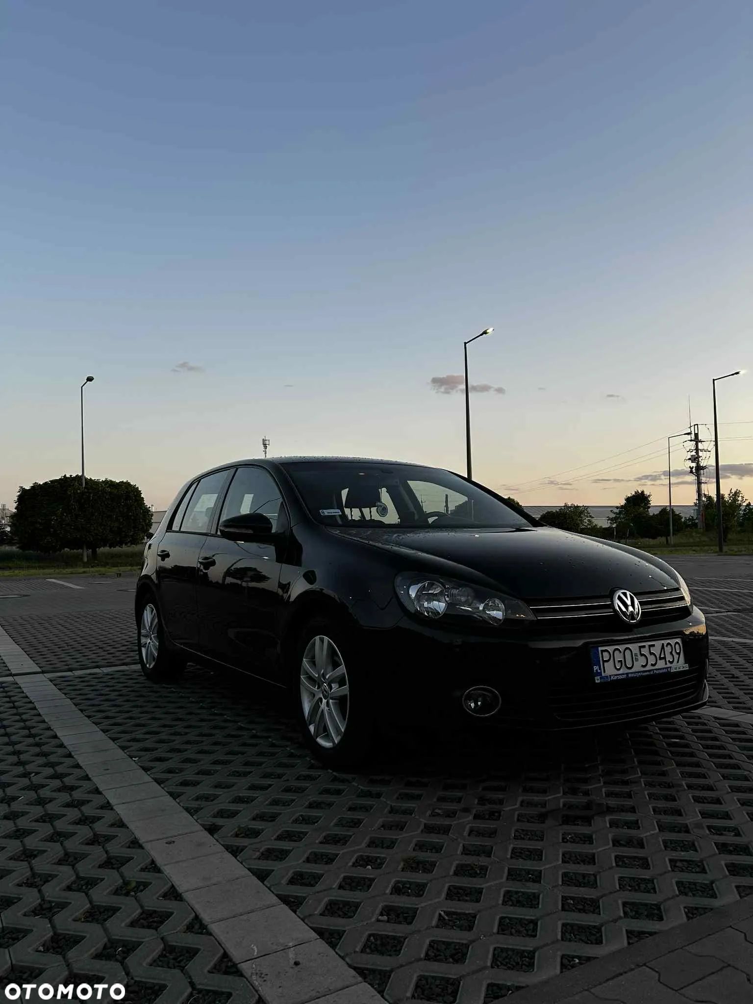 Volkswagen Golf VI 1.6 TDI Comfortline - 1