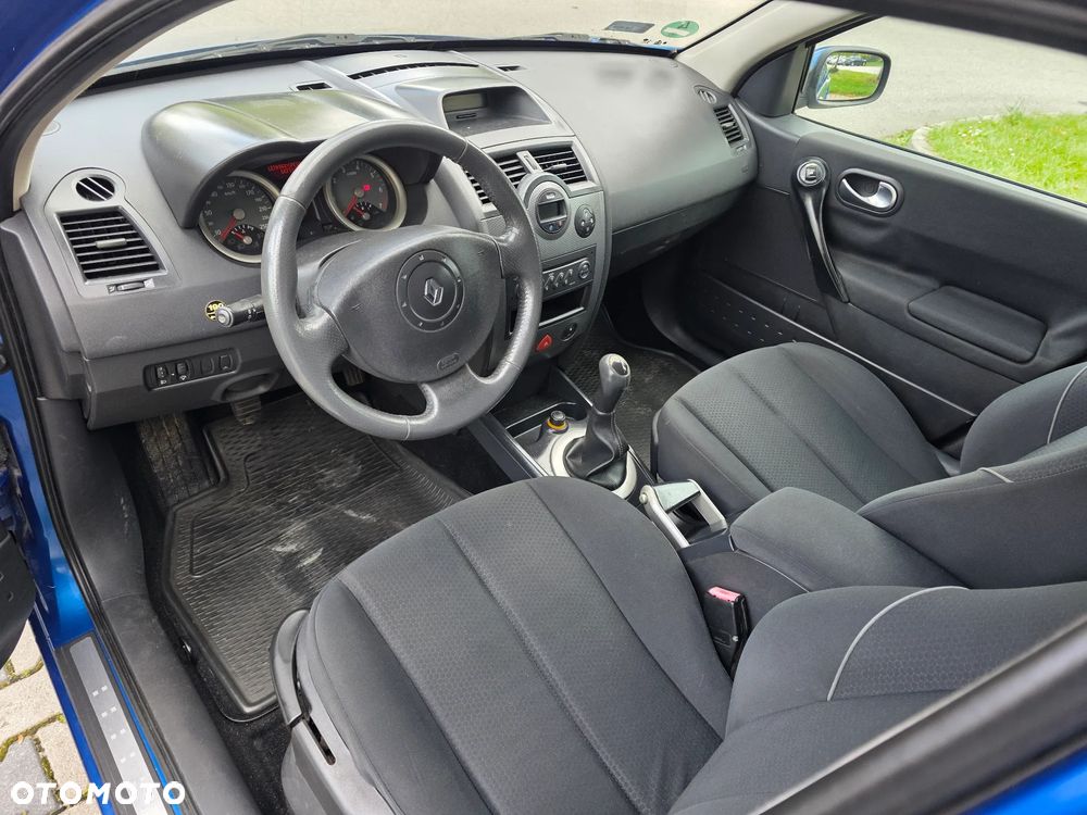 Renault Megane 1.6 16V Authentique - 11