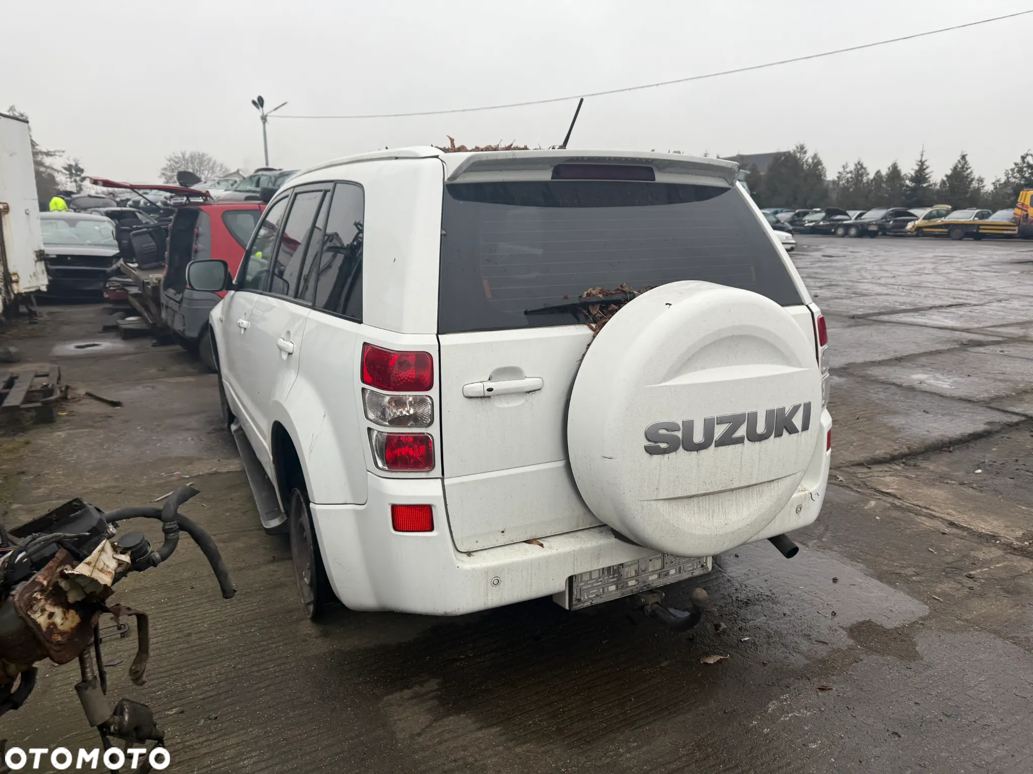 Suzuki Grand Vitara 1.9  4WD Drzwi Zderzak Lusterko Lampa Reflektor Skrzynia Manualna - 4
