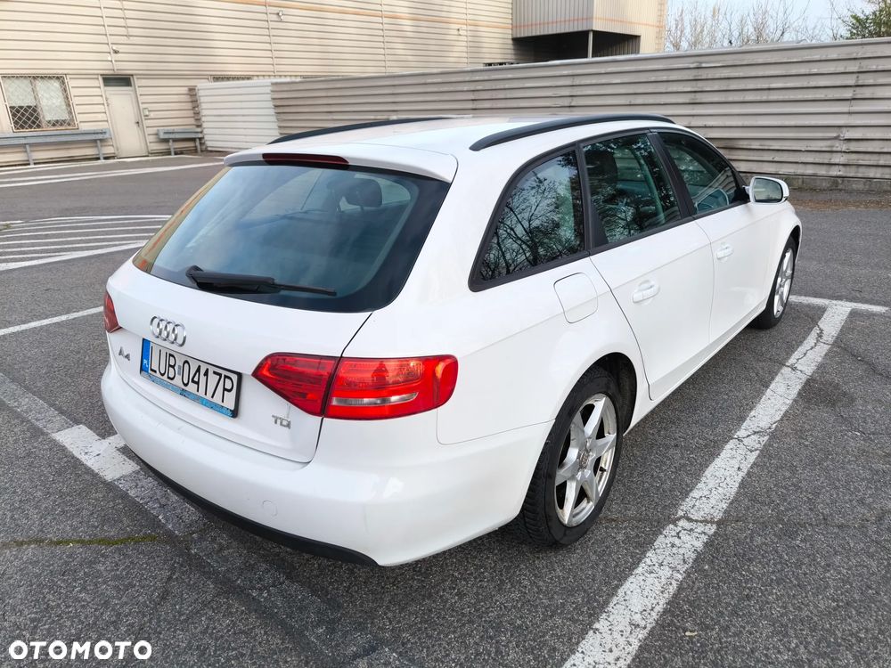 Audi A4 Avant 2.0 TDI - 4
