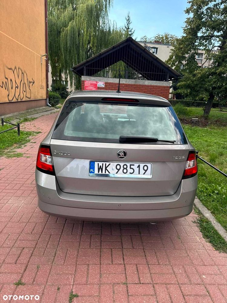 Skoda Fabia - 4