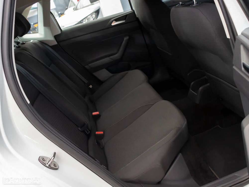 VW Polo 1.0 Confortline - 11