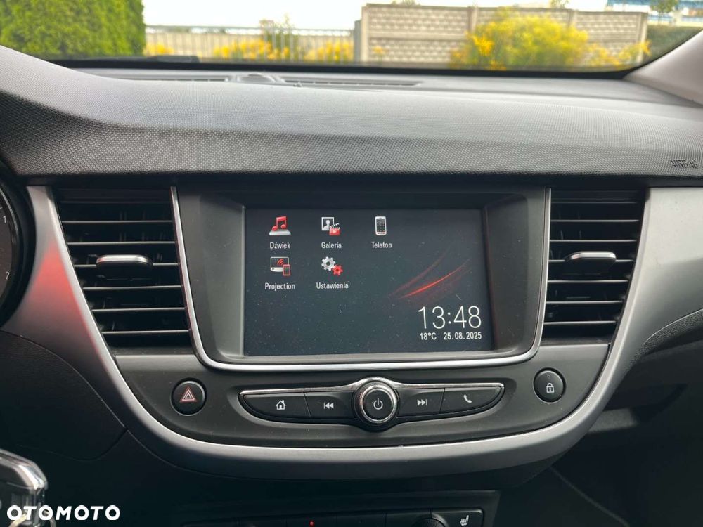 Opel Crossland X - 10