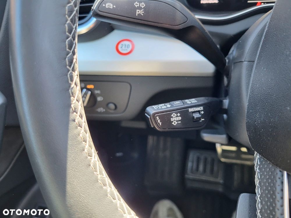 Audi Q5 40 TDI quattro S tronic S line - 32