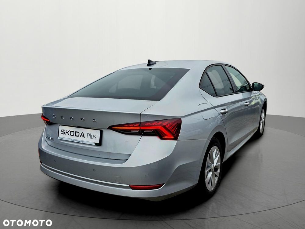 Skoda Octavia 2.0 TDI Ambition DSG - 6