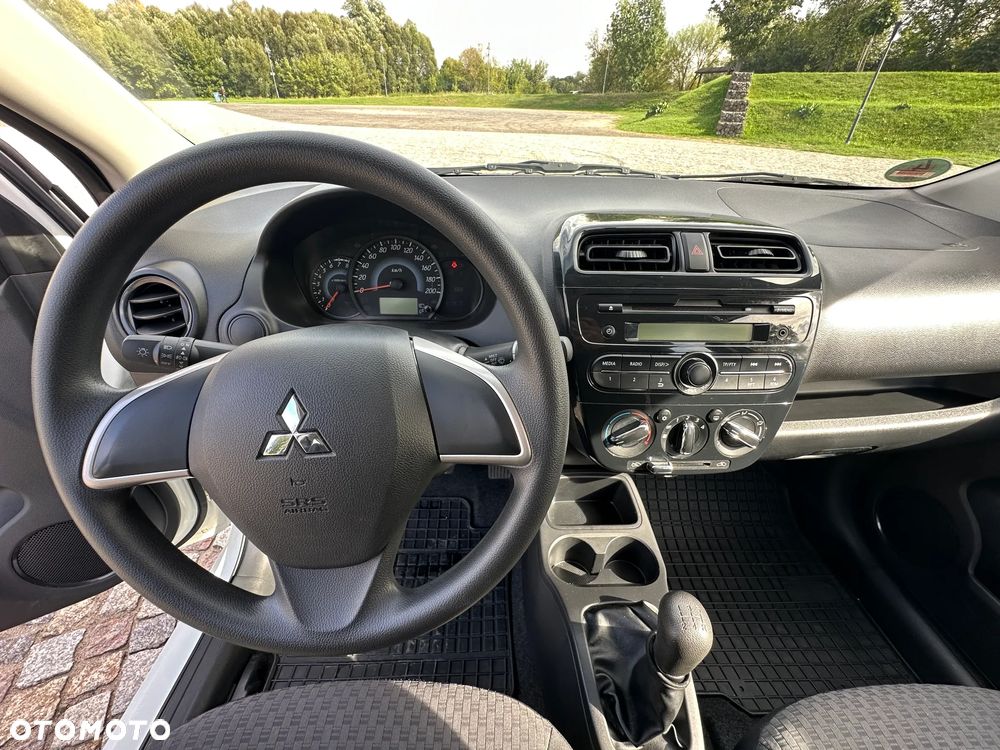 Mitsubishi Space Star - 21
