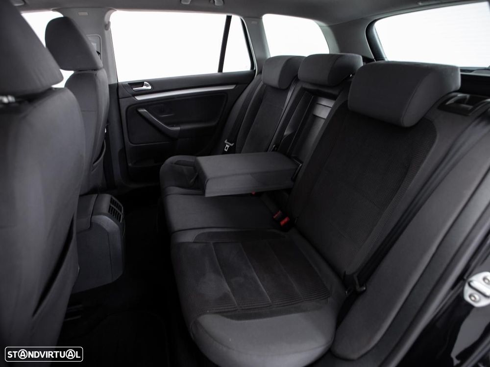 VW Golf Variant - 10